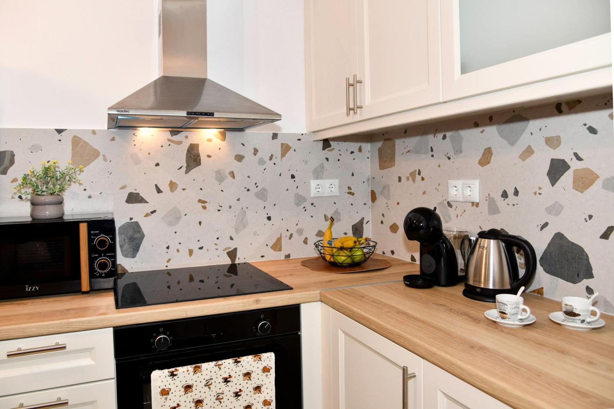 Captain Theo'S Modern Apartment Maria Lefkímmi Exteriér fotografie